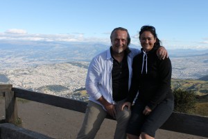 Ecuador: Mit dem TeleferiQo auf den Cruz Loma und Blick auf Quito