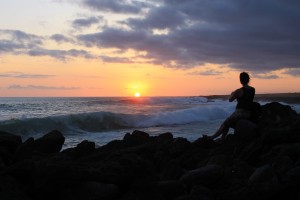 Galápagos, San Cristobal: Sonnenuntergang am Strand von La Loberia