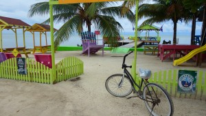 Belize, Caye Caulker: Farbenfrohes Karibik-Feeling